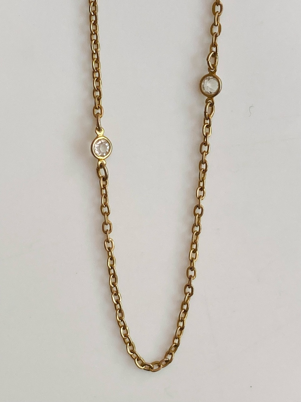 Vintage 70s 80s dainty gold tone long rolo chain crystal stations necklace